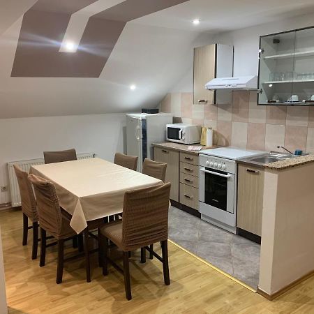 Apartman Patrik Слуни Экстерьер фото